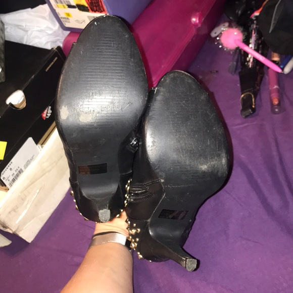 Heeled booties - Picture 6 of 6